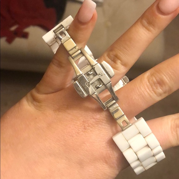 Michael Kors Ceramic White Watch main image 6